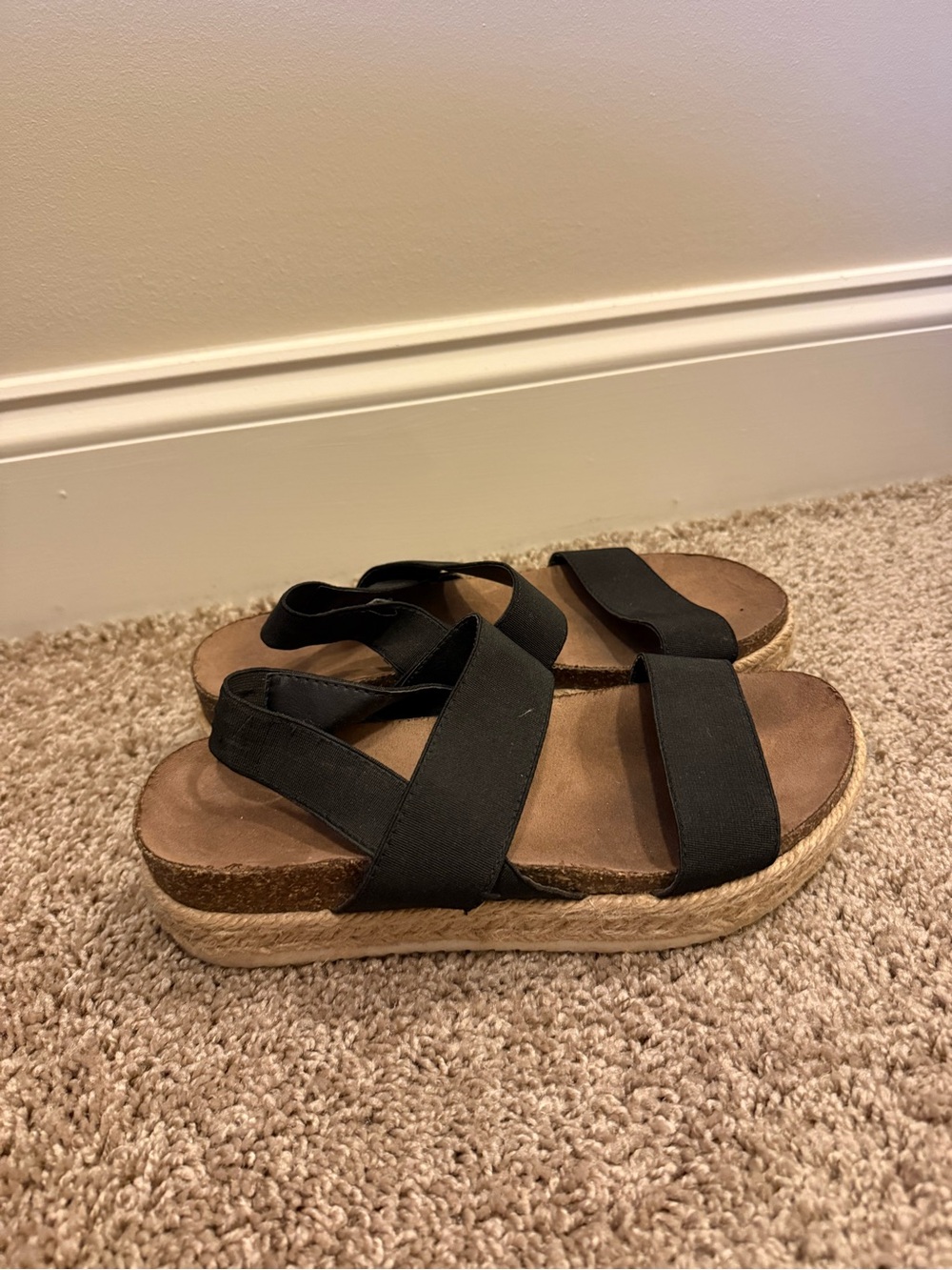 Women's Black Elastic Strap Platform Sandals